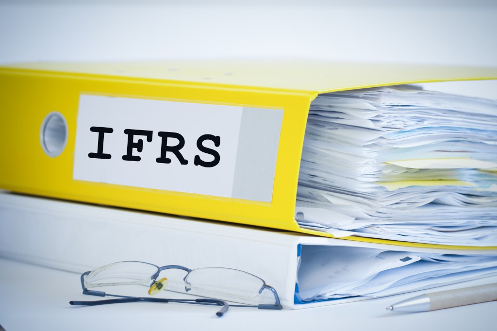 IFRS folder