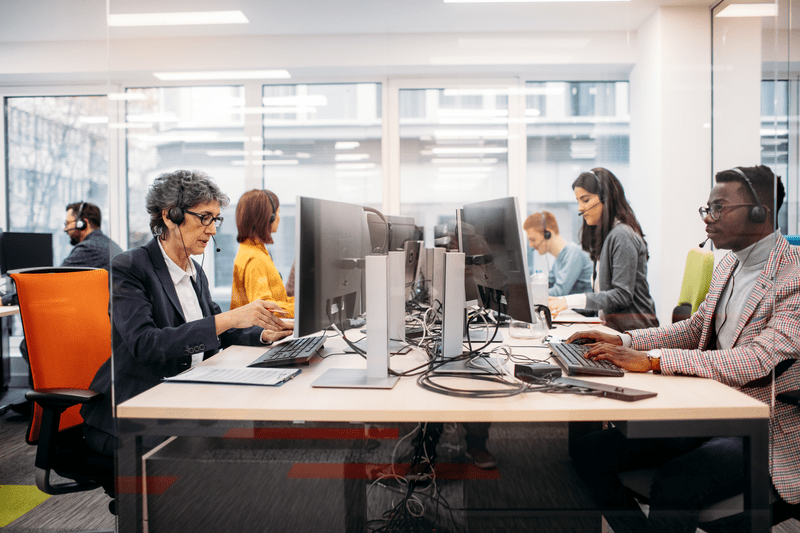 Onboarding and complaints issues lead to fine and censure for retail investment firm