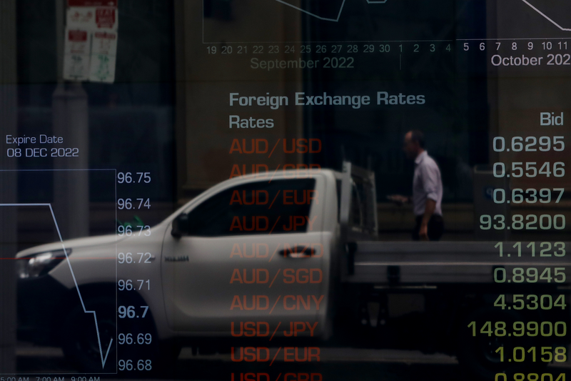 ASIC roundup: Illegal phoenix activity and misselling to customers