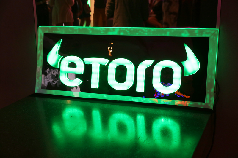 eToro sued for breaching obligations with high-risk CFD products