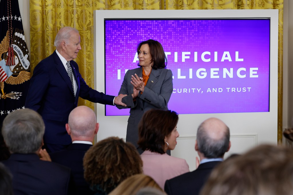 Image of President Biden and Vice President Kamala Harris in the White House to deliver their message about responsible AI use on October 30, 2023.