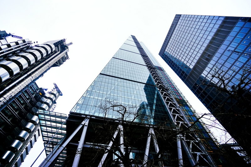 Tackling market abuse: Blocking threats for brokers