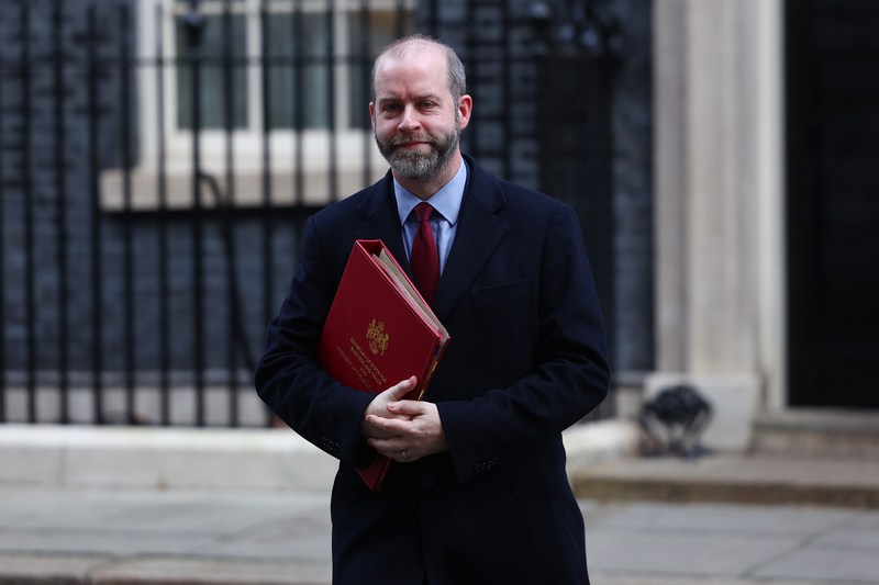 Business secretary Jonathan Reynolds outside Downing Street