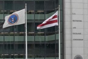SEC bans ex-Merrill Lynch broker over fake fund scheme