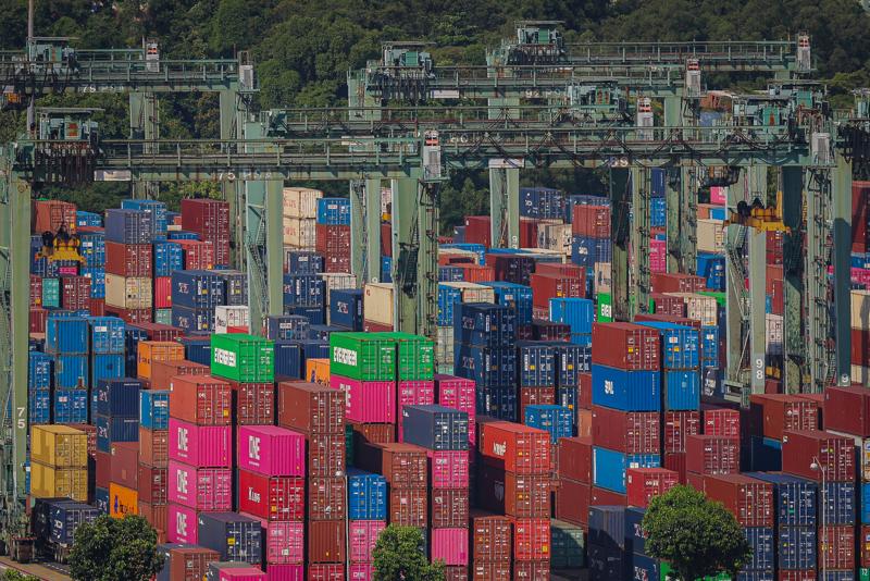 BIS models potential macroeconomic impact of tariffs