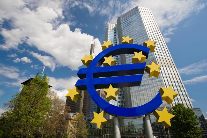 ECB issues new guidance on outsourcing cloud services