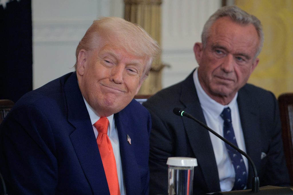 15 states set up public health alliance to counter RFK Jr's agenda