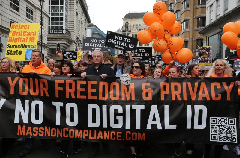 UK regulators broadly support digital ID scheme