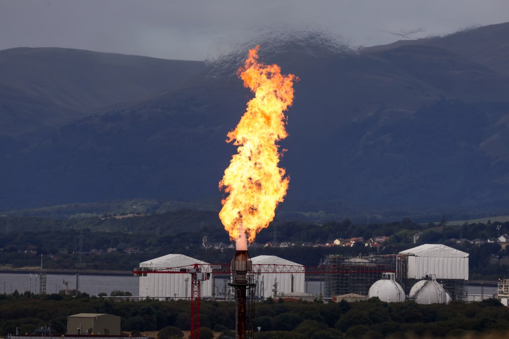 Oil and gas consultant fined by FCA for insider dealing