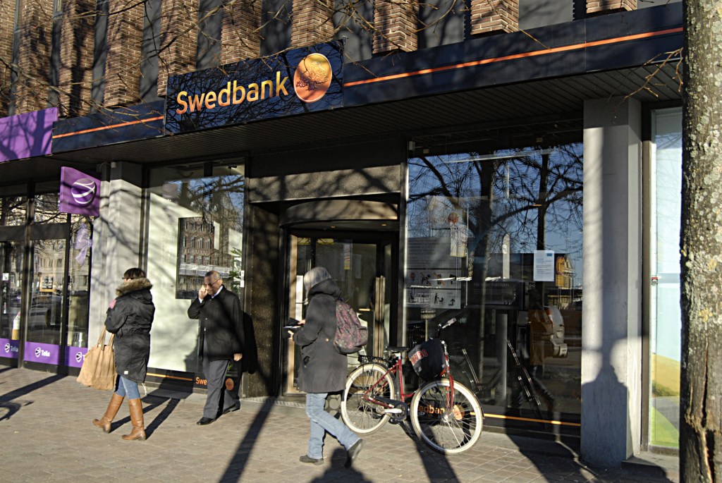 Swedish FSA launches investigation into Swedbank