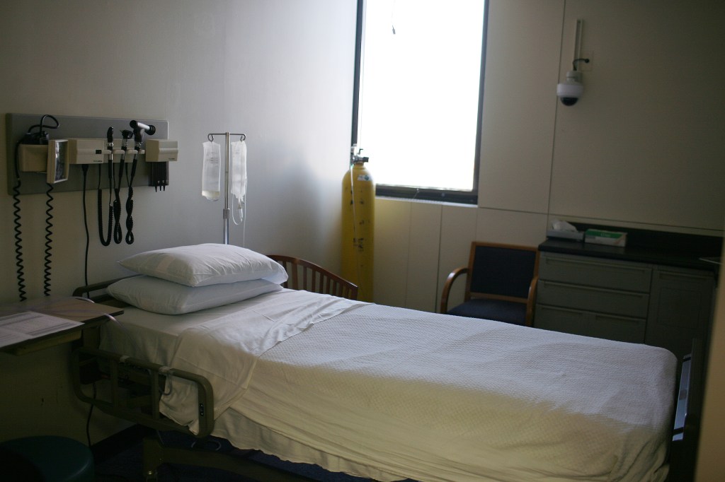 Hospital group urges Congress to ‘act swiftly’ to rescue long-term acute care sector