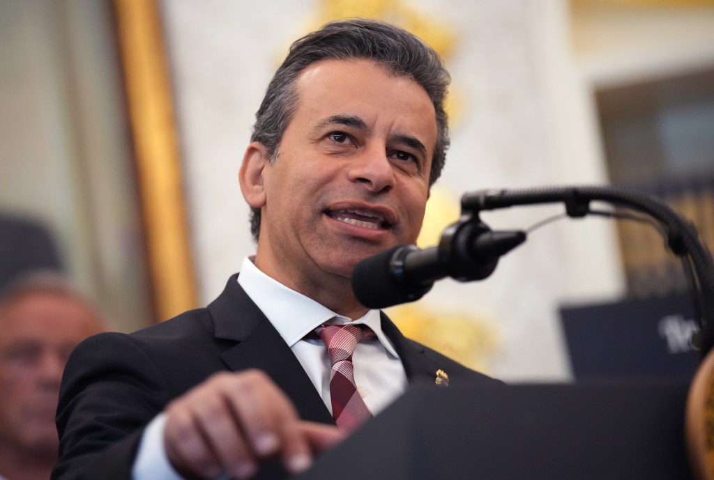 FDA targets companies marketing unapproved weight‑loss drugs online