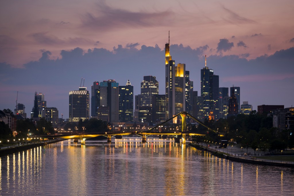 Seven findings from EIOPA’s IDD report that shape the European insurance market