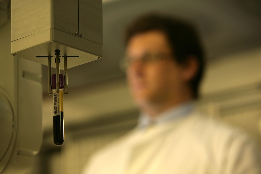 FDA clears first robotic blood draw device via De Novo pathway