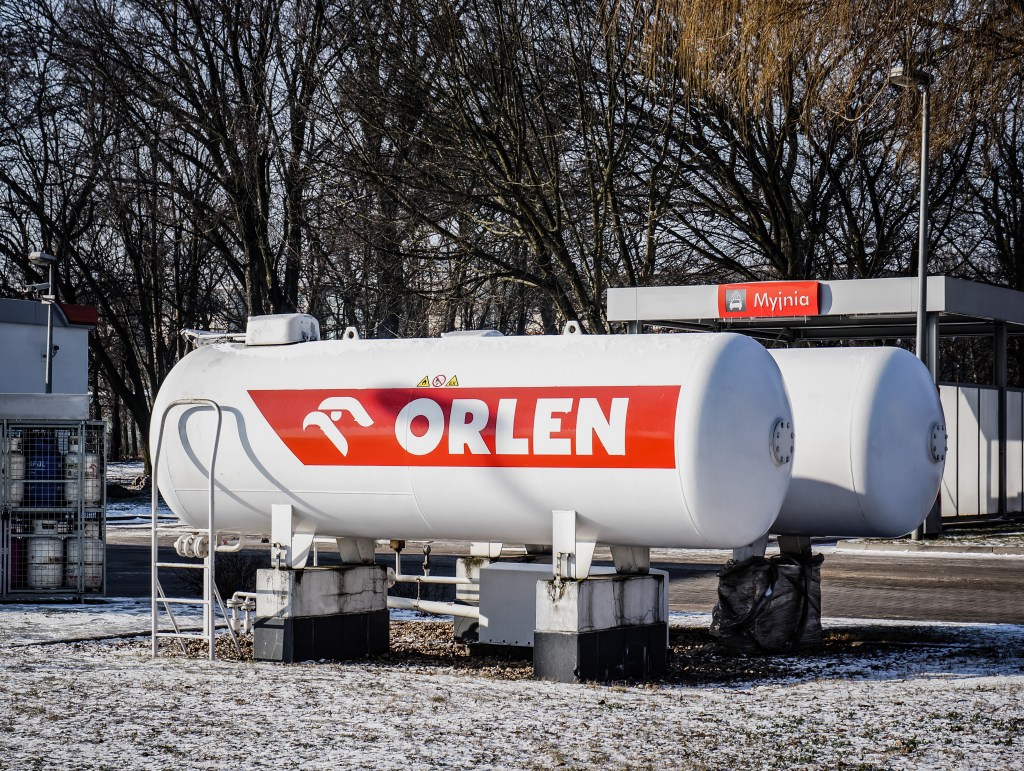 How Poland lost $230mn trying to buy Venezuelan oil with crypto